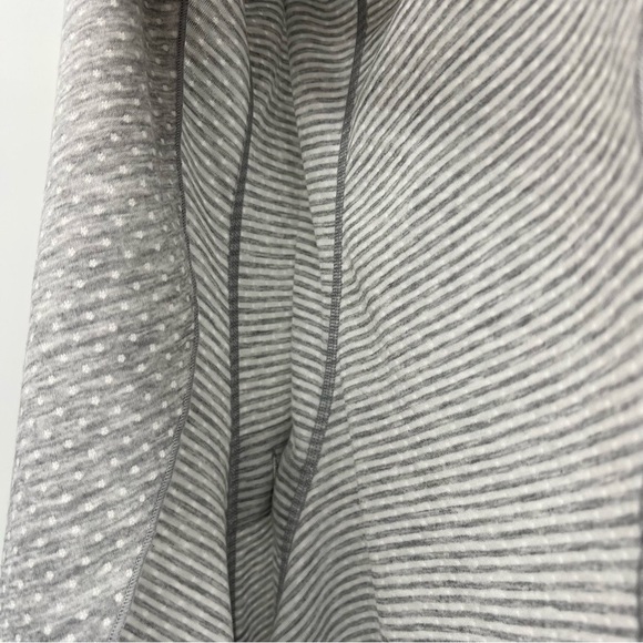 Cabi Gray ATC Cape #5846 Polka Dots Layering Poncho Cardigan XS/S Versatile - Picture 4 of 7